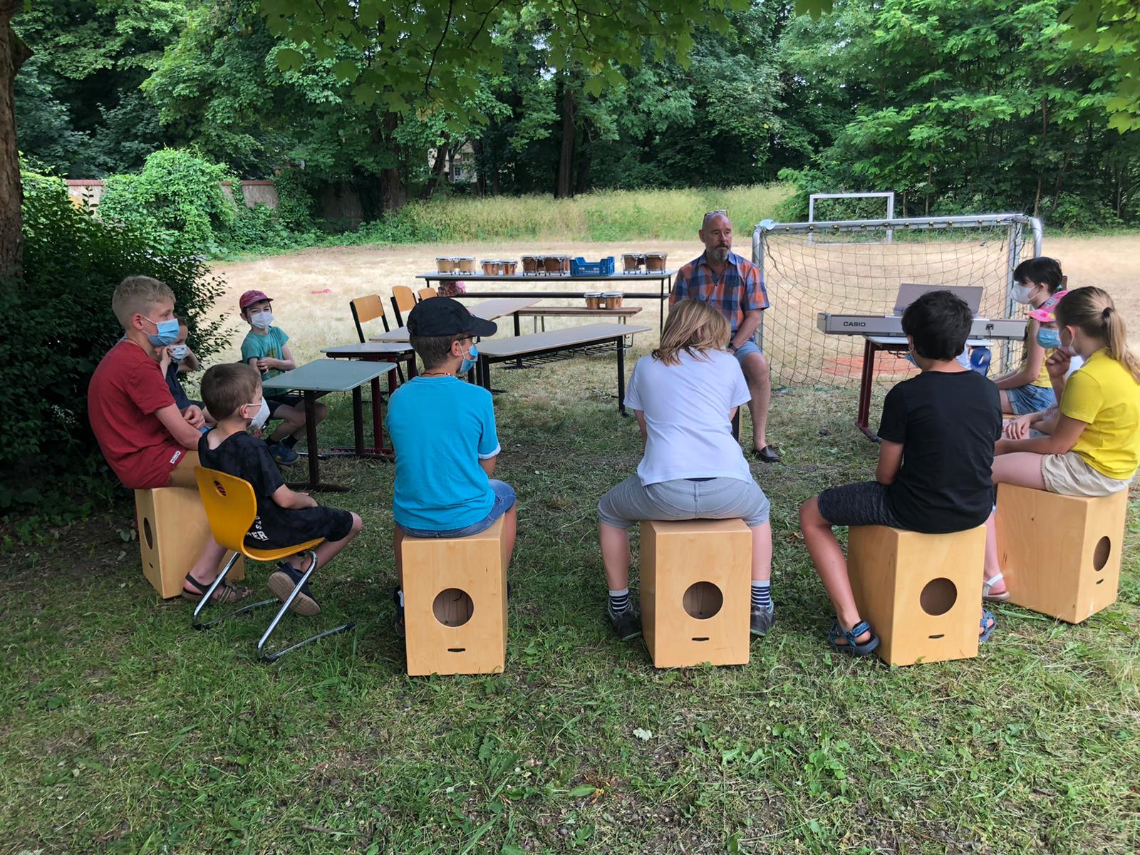 Dilling : La classe en plein air au château