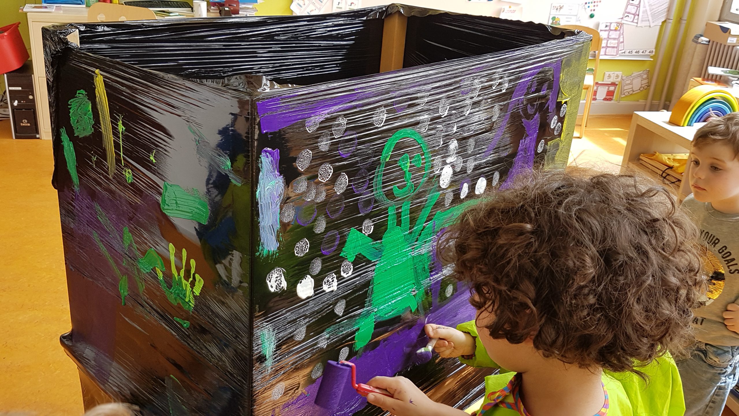 Périscolaire maternelle : Des artistes en herbe !